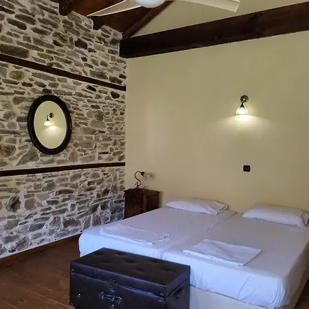 Rustic Village House * Eleftheroupoli