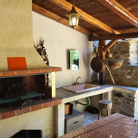 Apartment Rustic Village House *