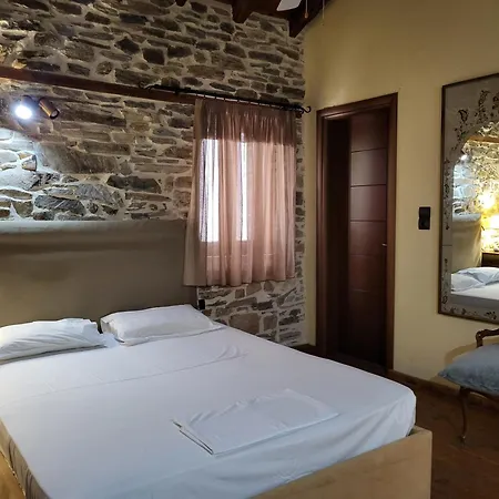 Rustic Village House Apartment *