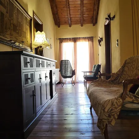 Rustic Village House Apartment Eleftheroupoli